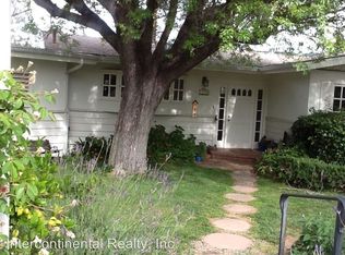 320 Crestview Dr, Ojai, CA 93023