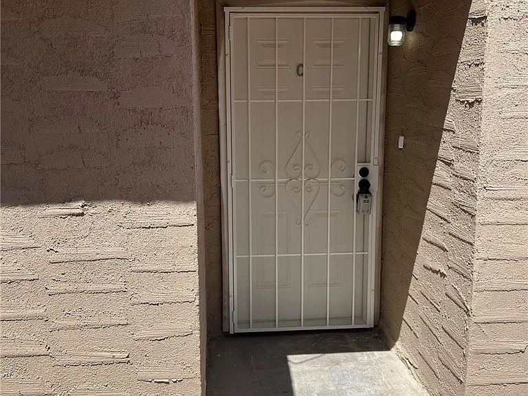 5237 Garden Ln #C — Photo 13