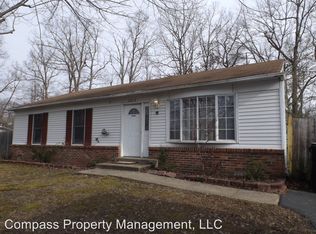 12812 Twin Oak Dr, Waldorf, MD