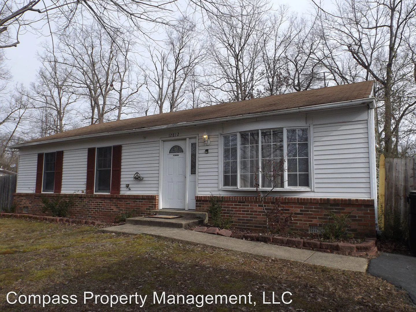 12812 Twin Oak Dr photo 1