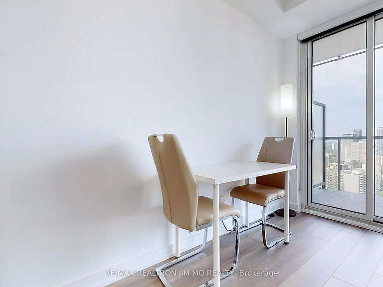 3 Gloucester St #3205 — Photo 21