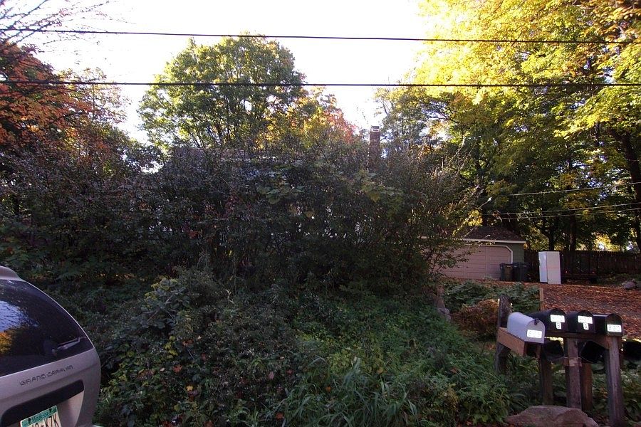 1st image of 825 Ponderosa Dr