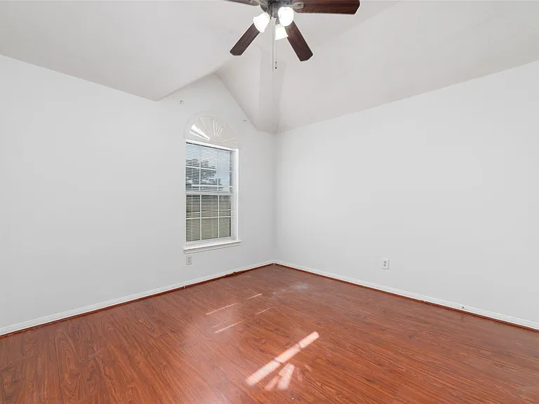 8207 Aliso Canyon Ln — Photo 22