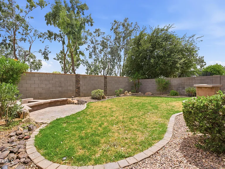 4157 E Santa Fe Ln — Photo 46