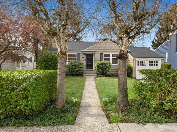 6251 Vassar Avenue NE, Seattle, WA 98115