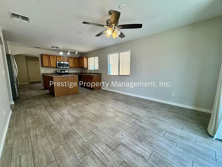 703 W Cholla Crest Dr — Photo 8