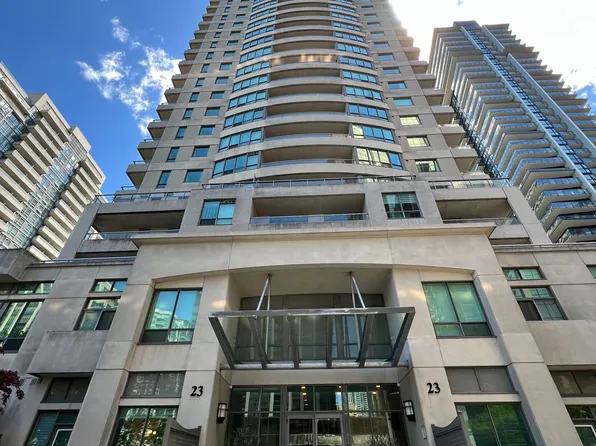 23 Hollywood Ave Unit 2702, Toronto, ON M2N 7L8