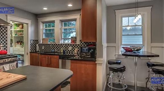 3rd image of 122 Nonantum St #1
