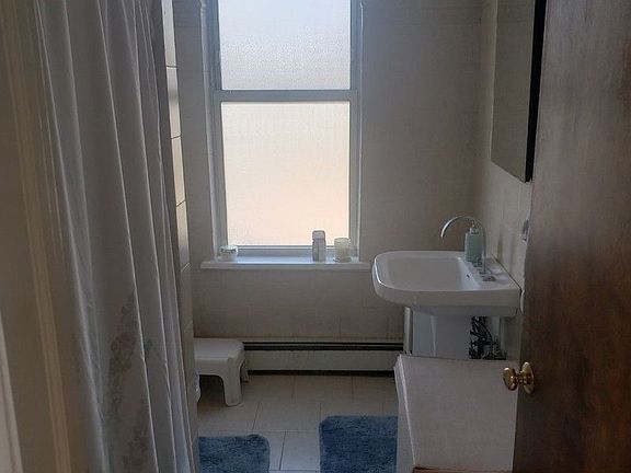 4th image of 23-25 35th St #2