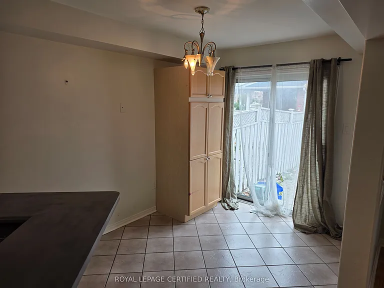 134 Kayla Cres — Photo 8