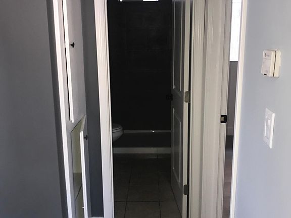 5th image of 7891 Macdonald Dr