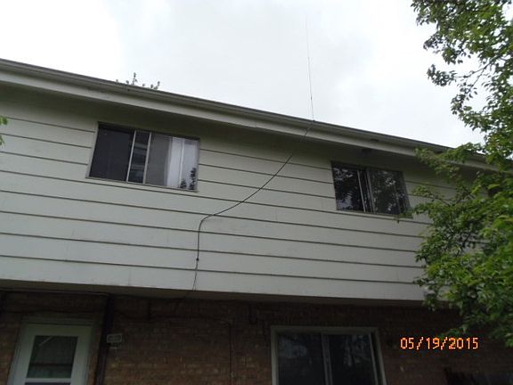2nd image of 9595 Park Ln