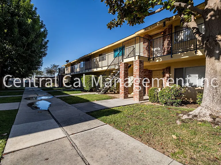5103 Appleblossom Dr. — Photo 1