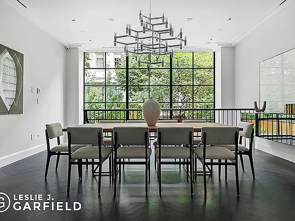 3rd image of 246 W 12th St #1