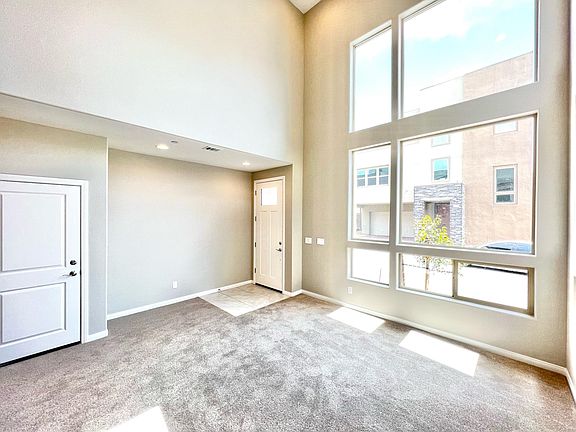 5th image of 667 Solar Citrine St