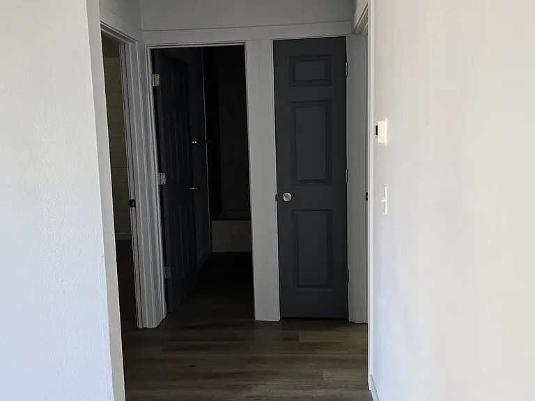 1659 W Crossland St #1659 — Photo 8