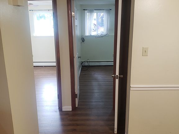 5th image of 601 E Robinson St APT 3