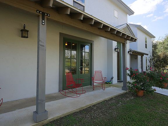 2nd image of 219 County Road 579