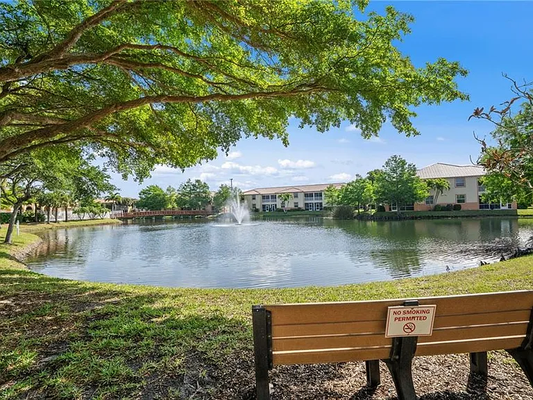 15393 Bellamar Cir #512 — Photo 38