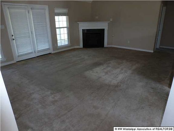 3rd image of 8473 Windsor Ln