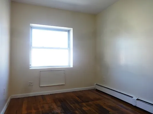 Rented by Blue Egg Realty Corp | media 18