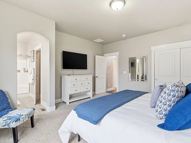 1136 Overland Trl — Photo 15