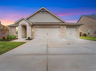 112 Aero Vista Dr, Caddo Mills, TX 75135