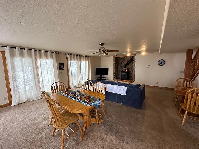 21655 Chicago Creek Rd — Photo 17