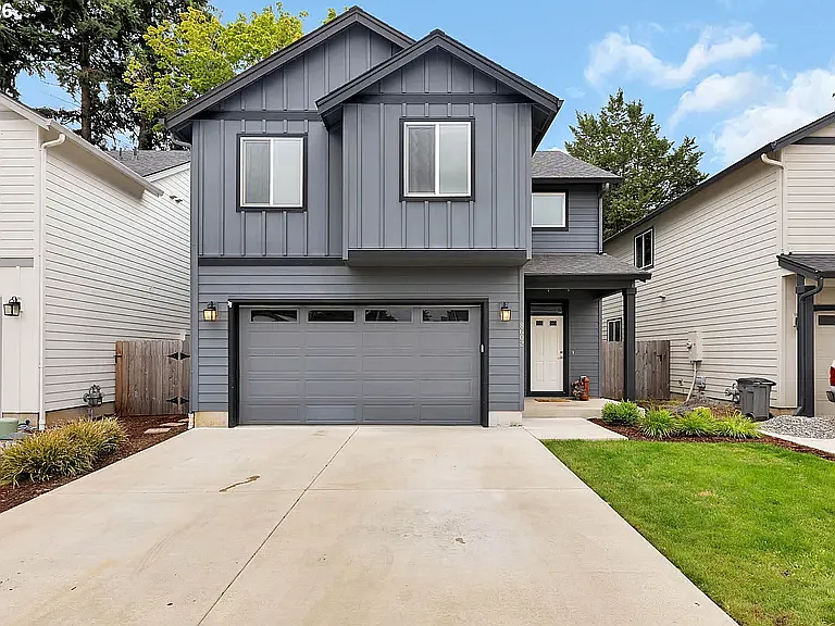 8602 NE 70th Cir