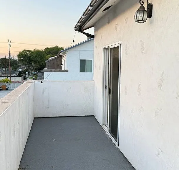 4704 Florence Ave — Photo 26