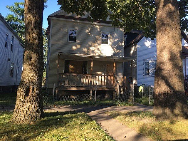 1st image of 8412 S Kerfoot Ave