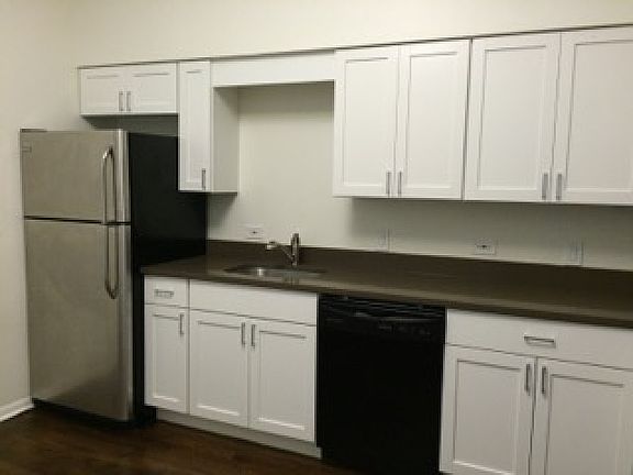 2nd image of 2025 N Clifton Ave APT 1