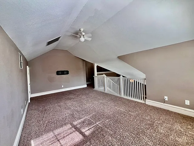 340 Campbell Ave #1 — Photo 11
