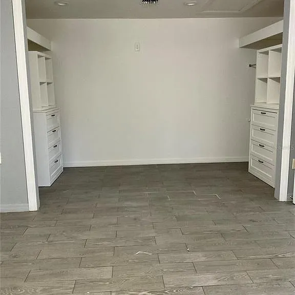 132 Golf Aire Blvd — Photo 8