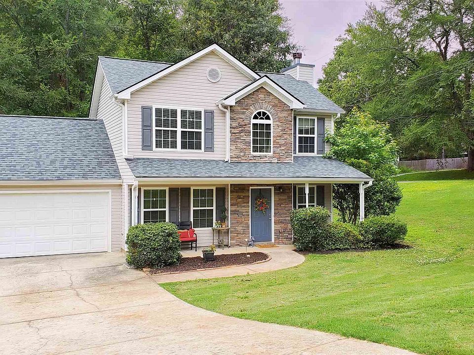 1st image of 20 Creekdale Dr