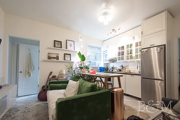 Rented by Brick&Mortar | media 8