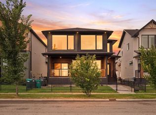 304 E Grassland Blvd W, Lethbridge, AB T1J5V1