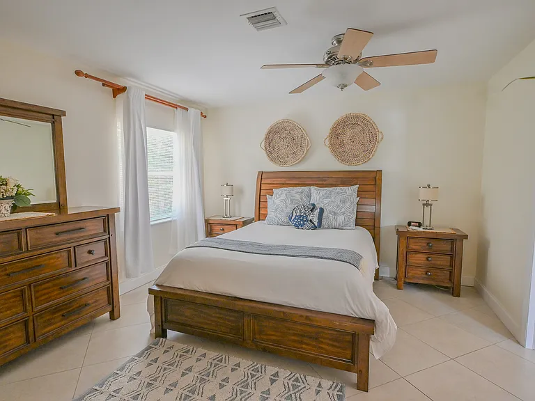 1248 SE 7th St — Photo 31