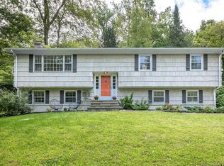 1 Hidden Lake Ct, Ridgefield, CT 06877