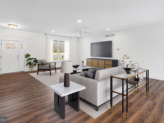 5th image of 5380 Halltown Rd