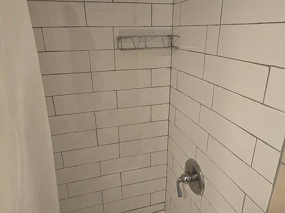 2nd image of 26 Greenwich St