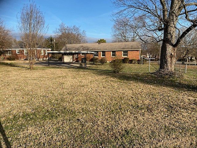 2nd image of 2306 Barclay Dr