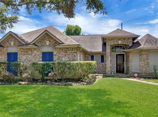 3412 Glastonbury Dr, Pearland, TX 77581