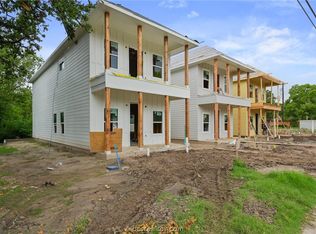 2806 Cavitt Ave, Bryan, TX 77801