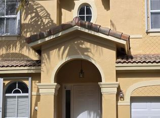 Century Breeze West, Miami, FL 33186