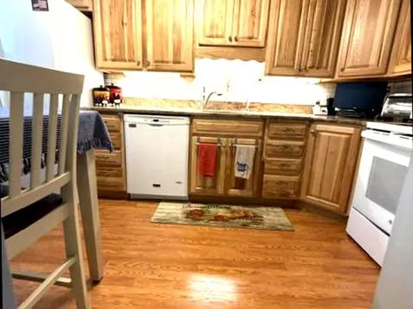 406 Summit House, West Chester, PA 19382