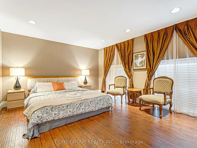 261 Angus Glen Blvd — Photo 15