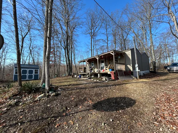 7205 White Oak Rd, Junction City, KY 40440