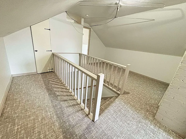 3rd floor space