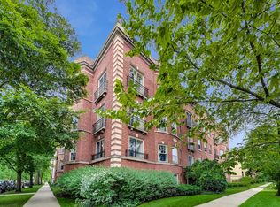 937 Forest Ave #1S, Evanston, IL 60202
